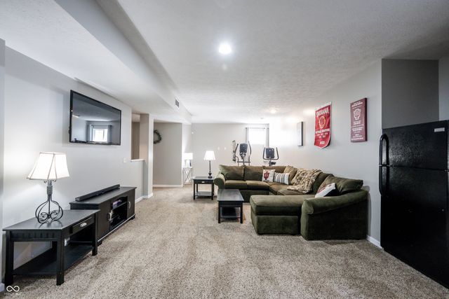 12052 Ashland Drive, Fishers, IN 46037