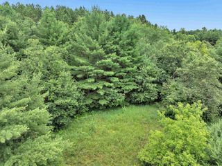 6974 WOODLAND LANE, Amherst, WI 54406