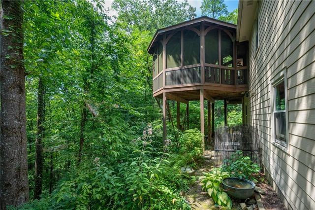 121 Winnebago Trail, Chatsworth, GA 30705