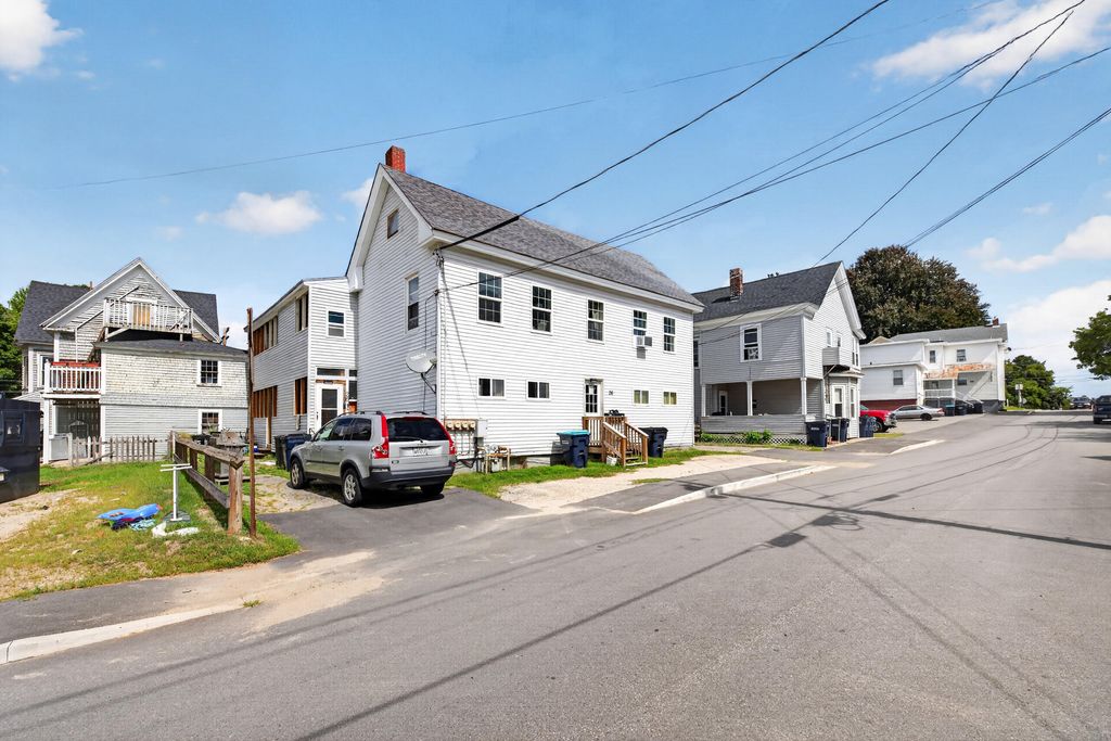26 Elm Street, Lewiston, ME 04240 — exterior