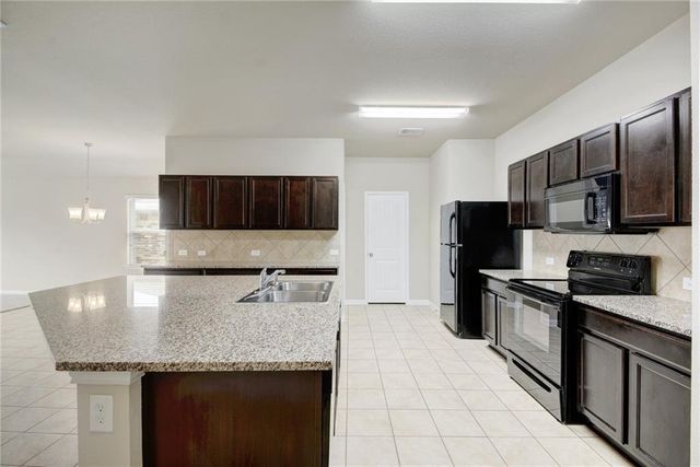 5817 Roderick DR, Austin, TX 78724