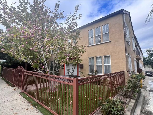 1261 S Plymouth Blvd, Los Angeles, CA 90019