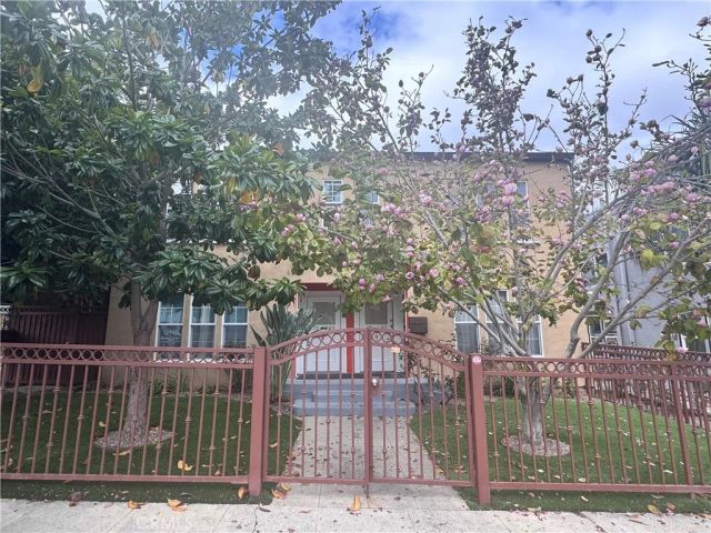 1261 S Plymouth Blvd, Los Angeles, CA 90019