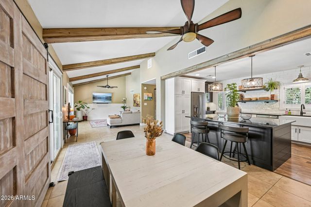 2117 W WINDSOR Avenue, Phoenix, AZ 85009