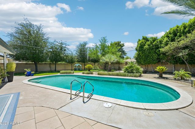 2117 W WINDSOR Avenue, Phoenix, AZ 85009