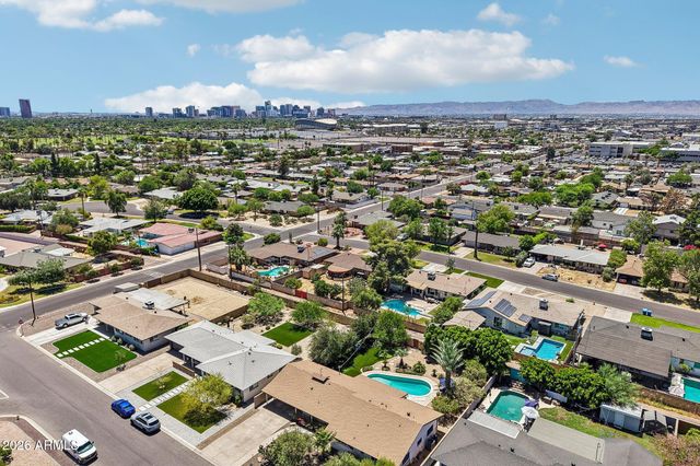 2117 W WINDSOR Avenue, Phoenix, AZ 85009
