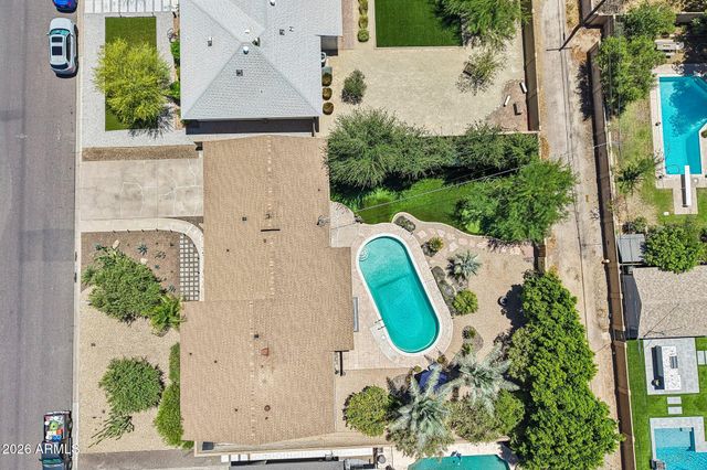 2117 W WINDSOR Avenue, Phoenix, AZ 85009