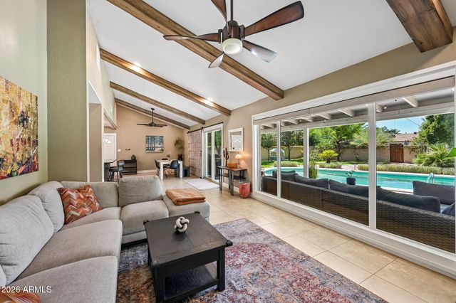2117 W WINDSOR Avenue, Phoenix, AZ 85009