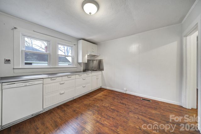 691 Harris Street NW, Concord, NC 28025