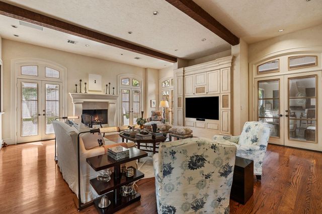 4012 Piping Rock Lane, Houston, TX 77027