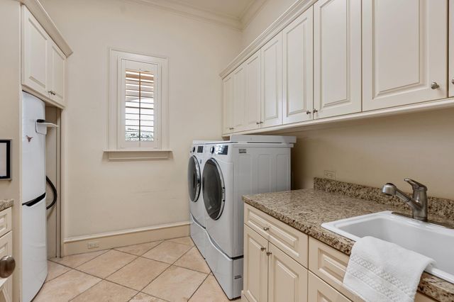 4012 Piping Rock Lane, Houston, TX 77027