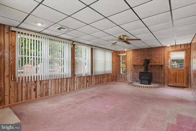 308 HILLCREST DR, New Cumberland, PA 17070