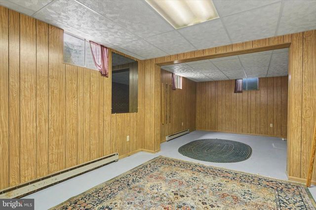 308 HILLCREST DR, New Cumberland, PA 17070