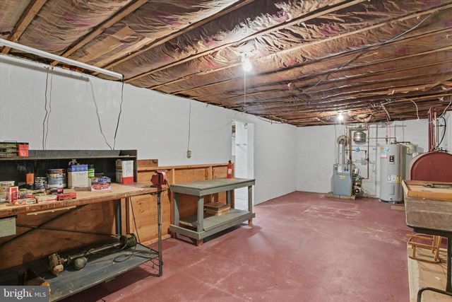 308 HILLCREST DR, New Cumberland, PA 17070