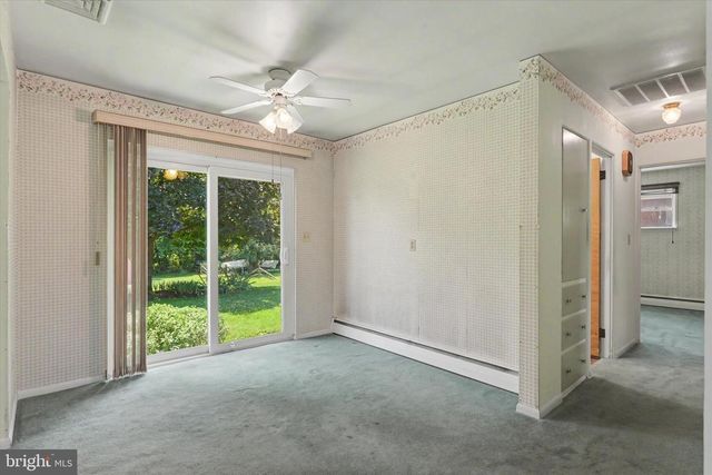 308 HILLCREST DR, New Cumberland, PA 17070