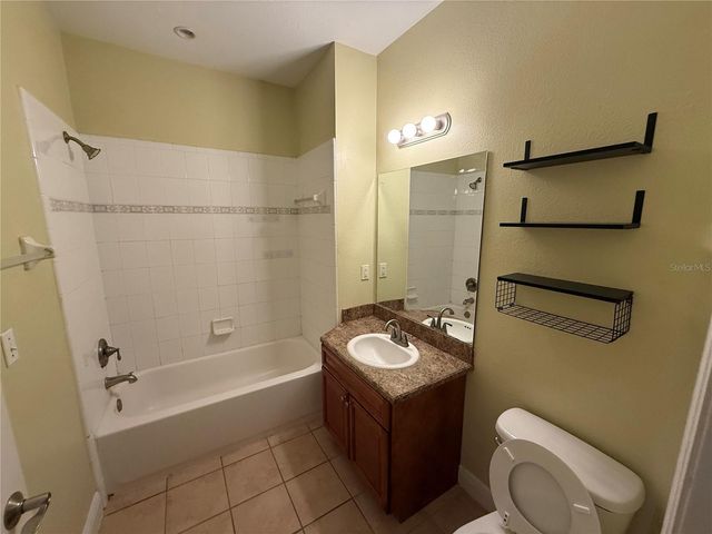 1500 NW 4TH AVENUE 204, Gainesville, FL 32603