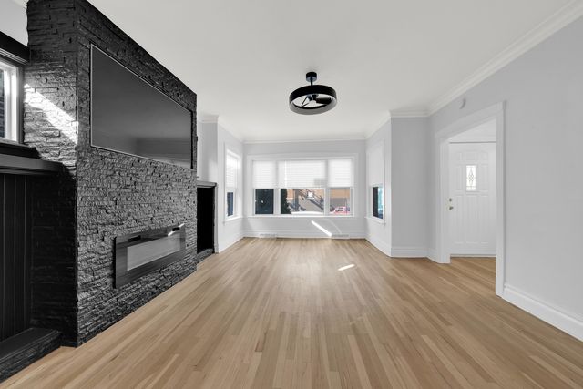 1541 S 50th Avenue, Cicero, IL 60804