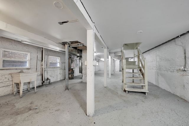 1541 S 50th Avenue, Cicero, IL 60804