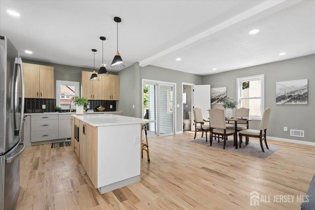 17 Atlantic Street, Carteret, NJ 07008