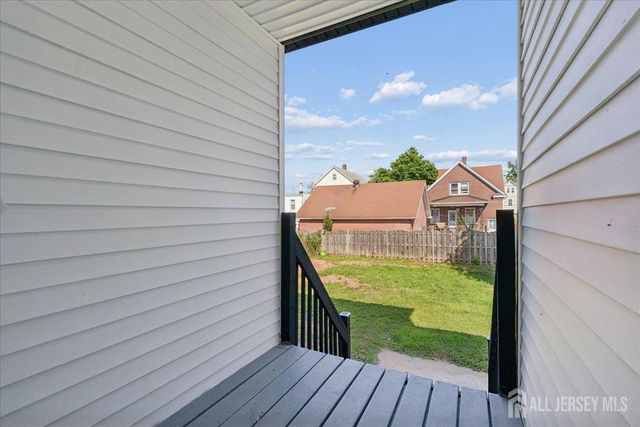 17 Atlantic Street, Carteret, NJ 07008