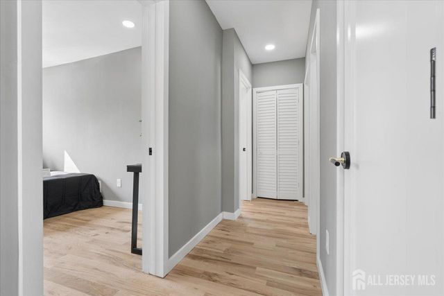 17 Atlantic Street, Carteret, NJ 07008
