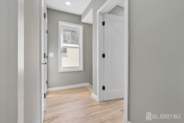 17 Atlantic Street, Carteret, NJ 07008