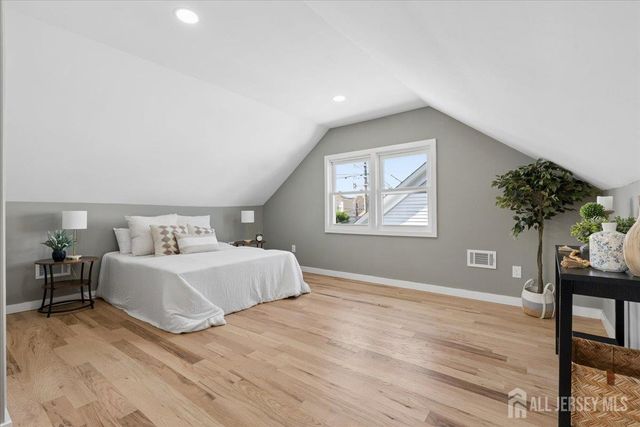 17 Atlantic Street, Carteret, NJ 07008