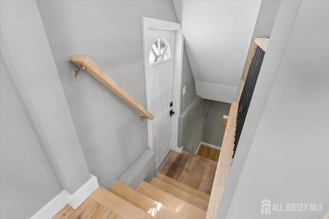 17 Atlantic Street, Carteret, NJ 07008