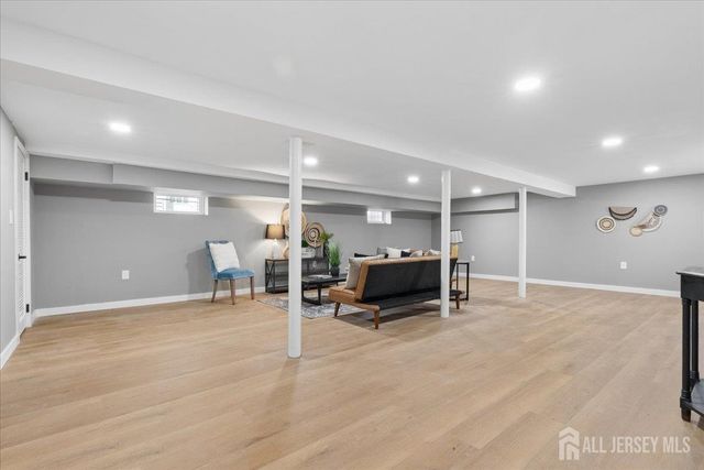 17 Atlantic Street, Carteret, NJ 07008