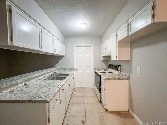 220 Beverly, Schertz, TX 78154