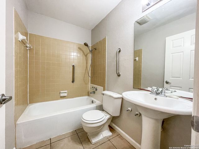 220 Beverly, Schertz, TX 78154