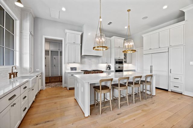 6822 E Warwick Lake Lane, Spring, TX 77389