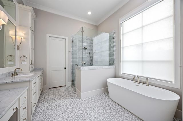 6822 E Warwick Lake Lane, Spring, TX 77389