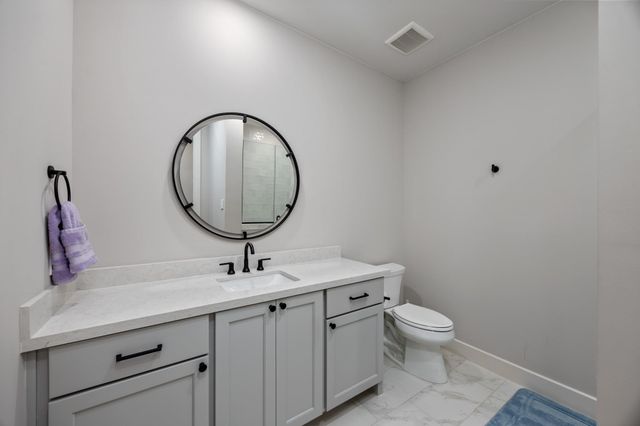 6822 E Warwick Lake Lane, Spring, TX 77389