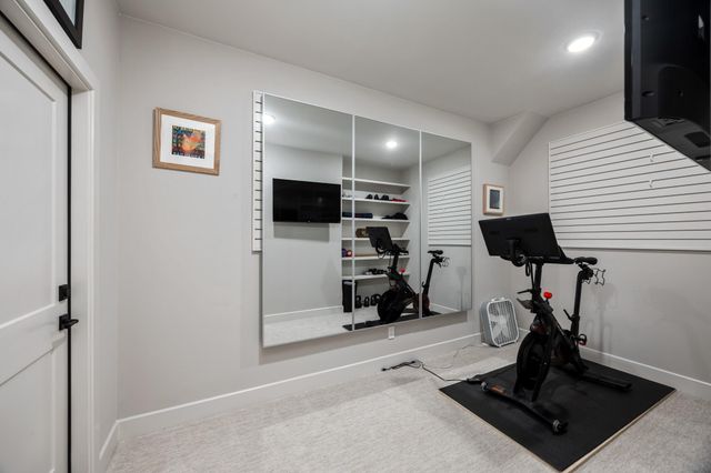 6822 E Warwick Lake Lane, Spring, TX 77389