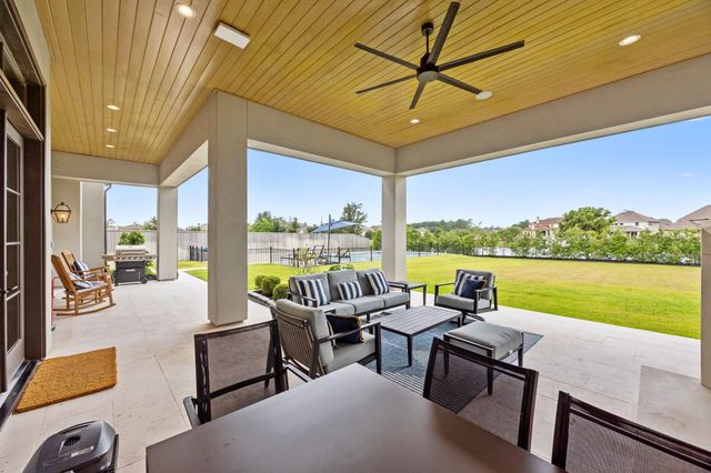 6822 E Warwick Lake Lane, Spring, TX 77389
