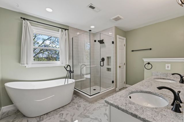 802 Brookhollow Lane, Chattanooga, TN 37421