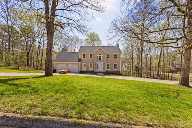 802 Brookhollow Lane, Chattanooga, TN 37421