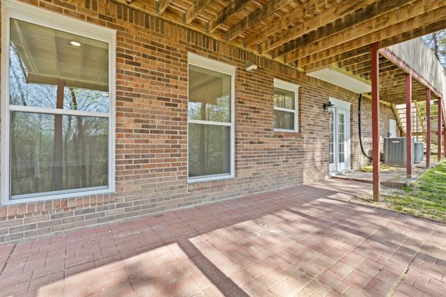 802 Brookhollow Lane, Chattanooga, TN 37421