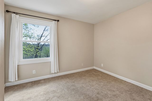 802 Brookhollow Lane, Chattanooga, TN 37421