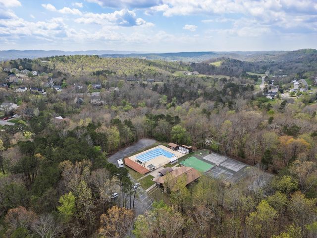802 Brookhollow Lane, Chattanooga, TN 37421
