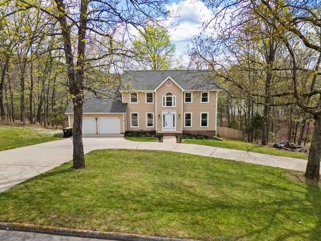 802 Brookhollow Lane, Chattanooga, TN 37421