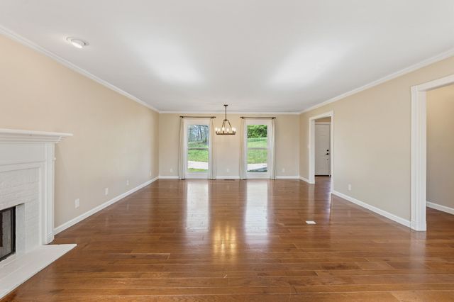 802 Brookhollow Lane, Chattanooga, TN 37421