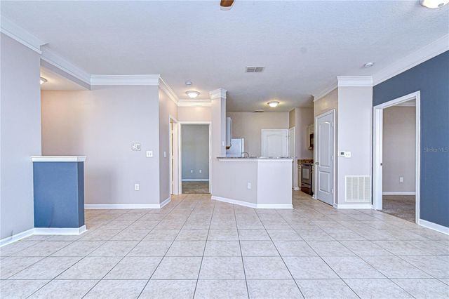 17942 VILLA CREEK DRIVE 17942, Tampa, FL 33647