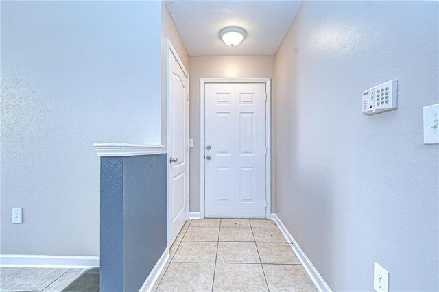 17942 VILLA CREEK DRIVE 17942, Tampa, FL 33647