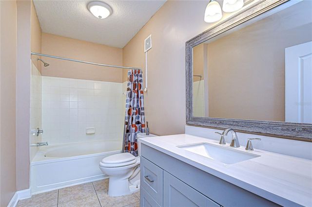 17942 VILLA CREEK DRIVE 17942, Tampa, FL 33647