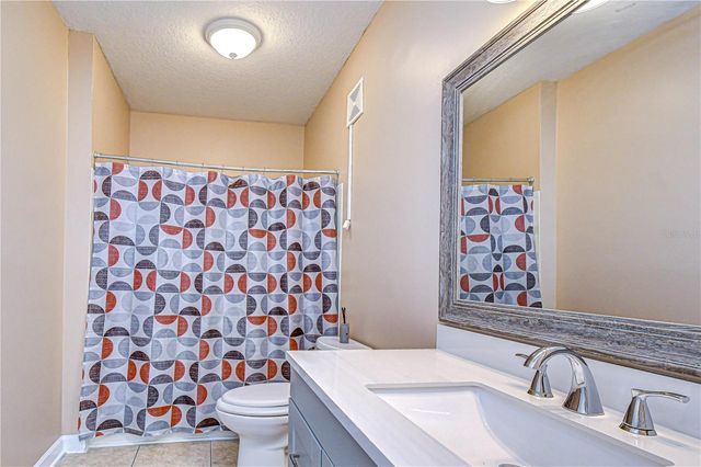 17942 VILLA CREEK DRIVE 17942, Tampa, FL 33647