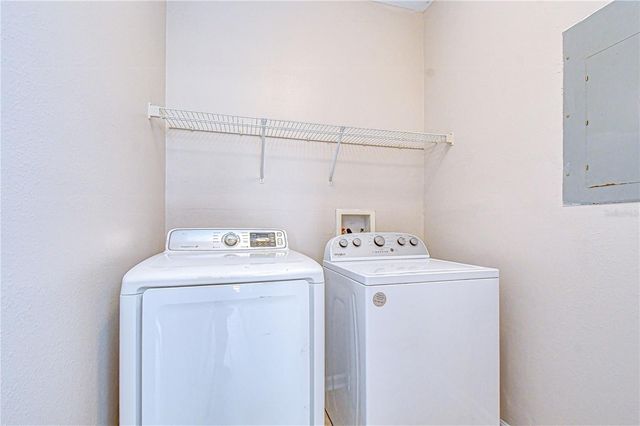 17942 VILLA CREEK DRIVE 17942, Tampa, FL 33647