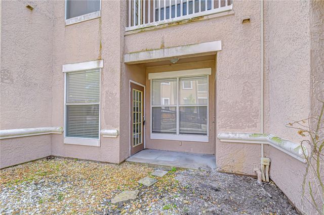 17942 VILLA CREEK DRIVE 17942, Tampa, FL 33647