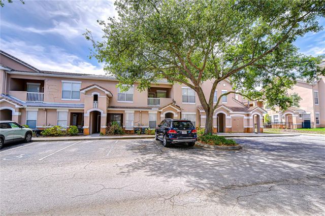 17942 VILLA CREEK DRIVE 17942, Tampa, FL 33647